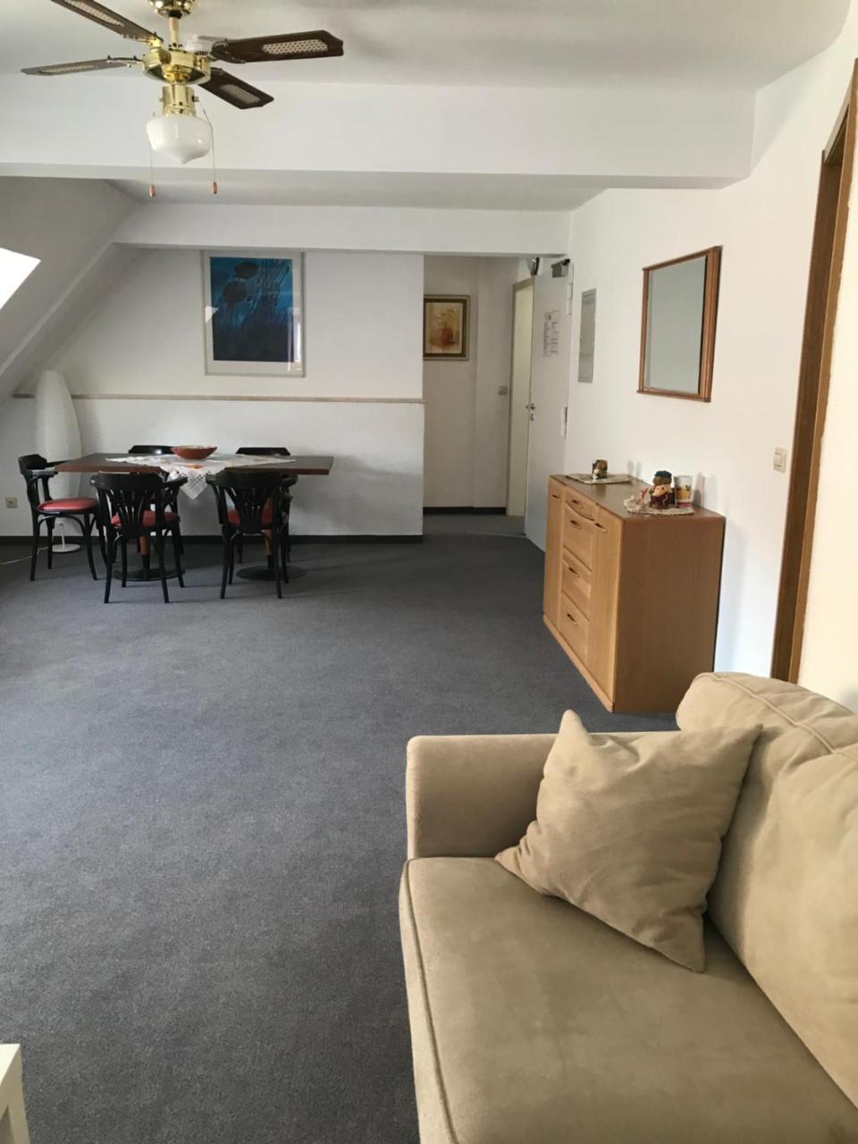 Hotel Guntia Boardinghouse Gunzburg Bagian luar foto